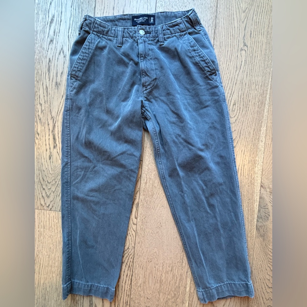 Abercrombie & Fitch Men Teen Athletic Loose Lightweight Gray Jeans 28 X 28
